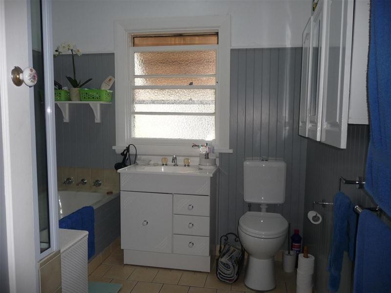 22 Edinburgh Drive, Taree NSW 2430