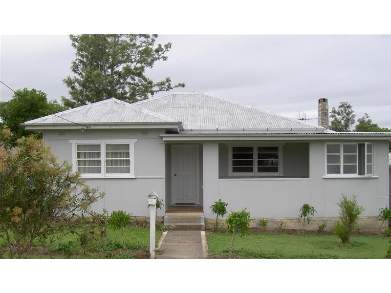 4 Short Street, Taree NSW 2430