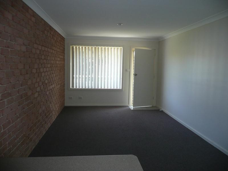 2/102a Albert Street, Taree NSW 2430