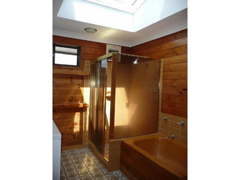 34 Hall Street, Old Bar NSW 2430