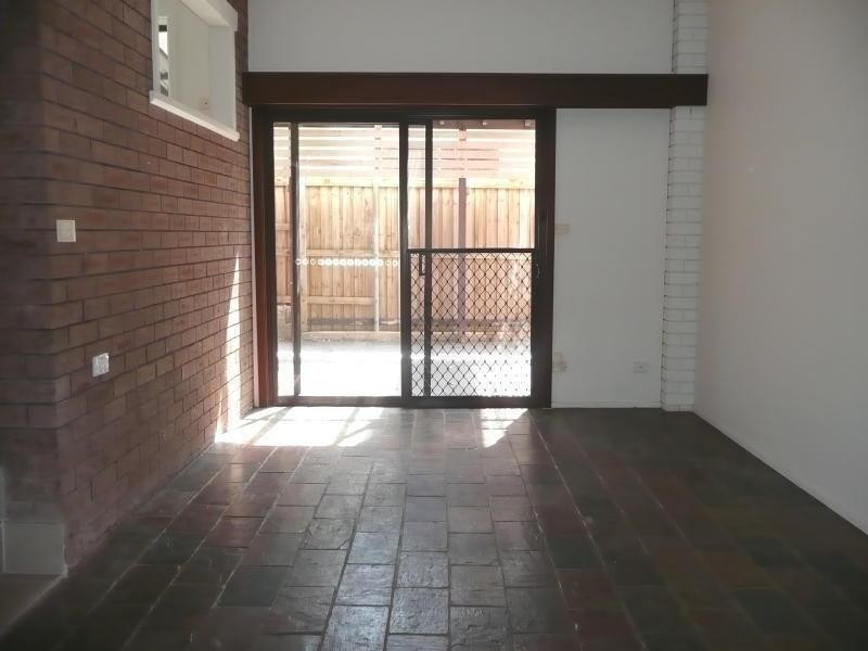 34 Hall Street, Old Bar NSW 2430