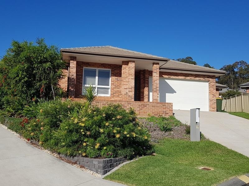 19 Duranbar Place, Taree NSW 2430