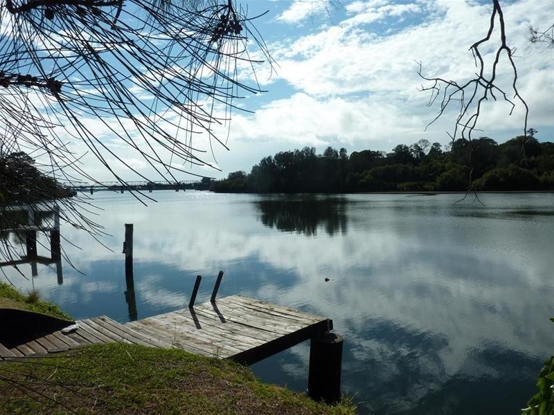 24 West End Avenue, Taree NSW 2430