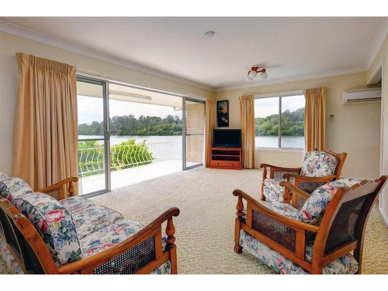 24 West End Avenue, Taree NSW 2430