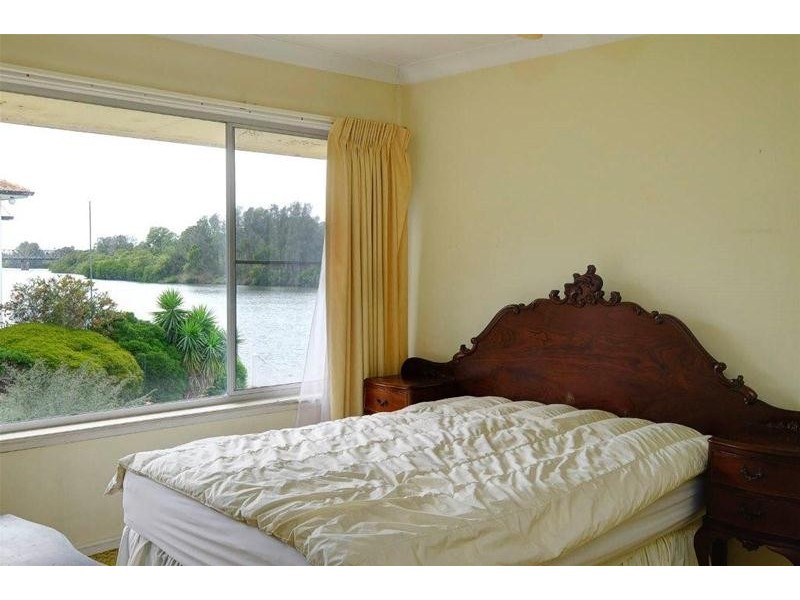 24 West End Avenue, Taree NSW 2430