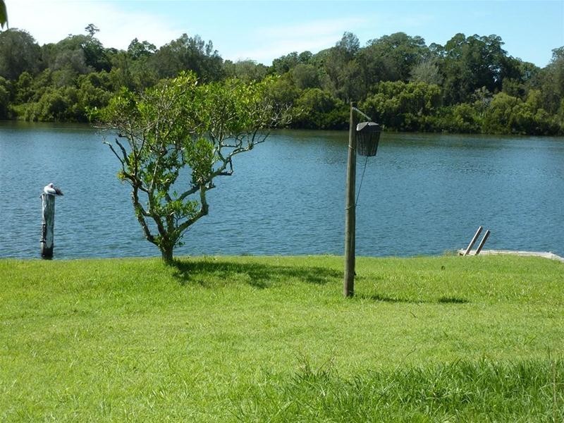 24 West End Avenue, Taree NSW 2430