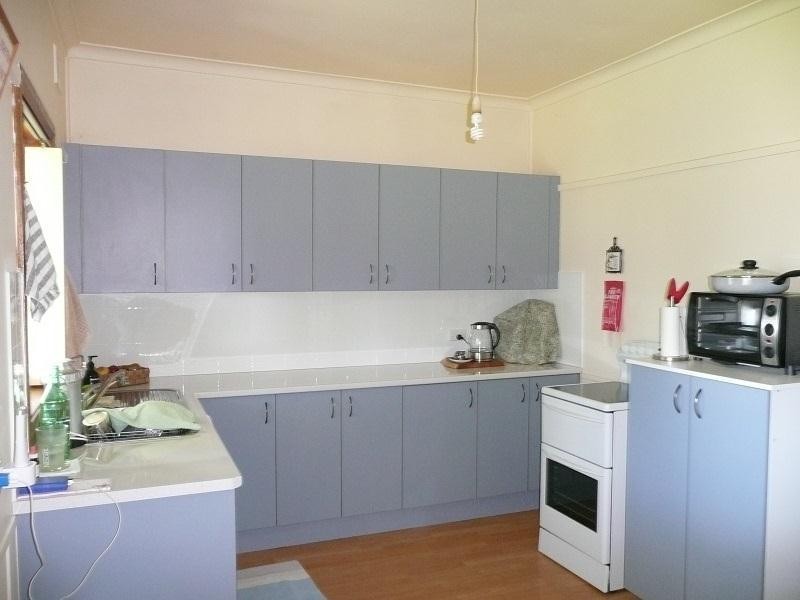 4 Robertson Street, Taree NSW 2430