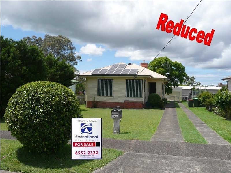 4 Robertson Street, Taree NSW 2430