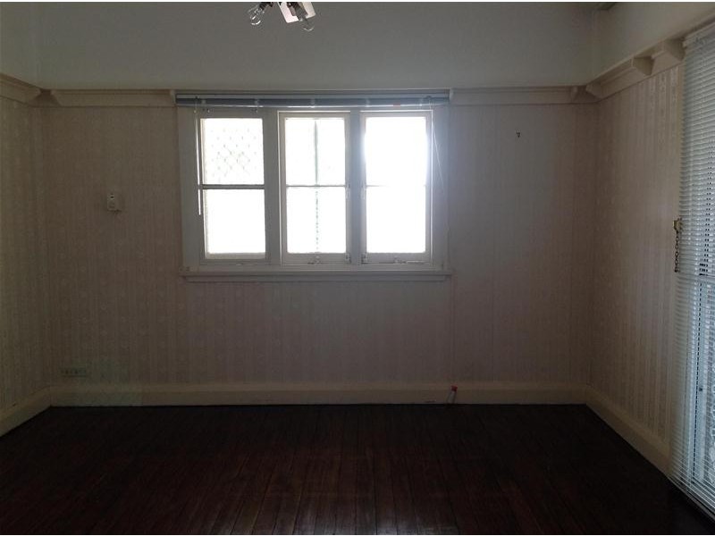 166 High Street, Taree NSW 2430