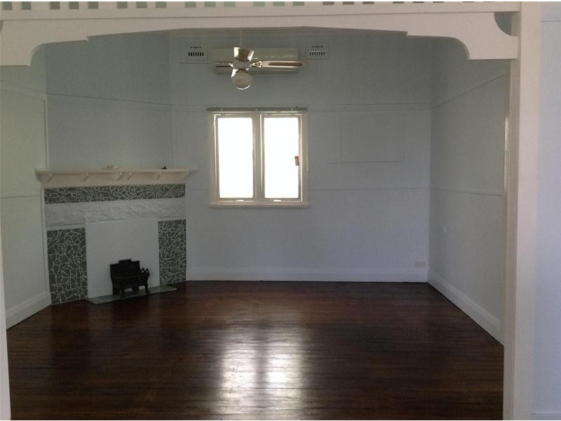 166 High Street, Taree NSW 2430