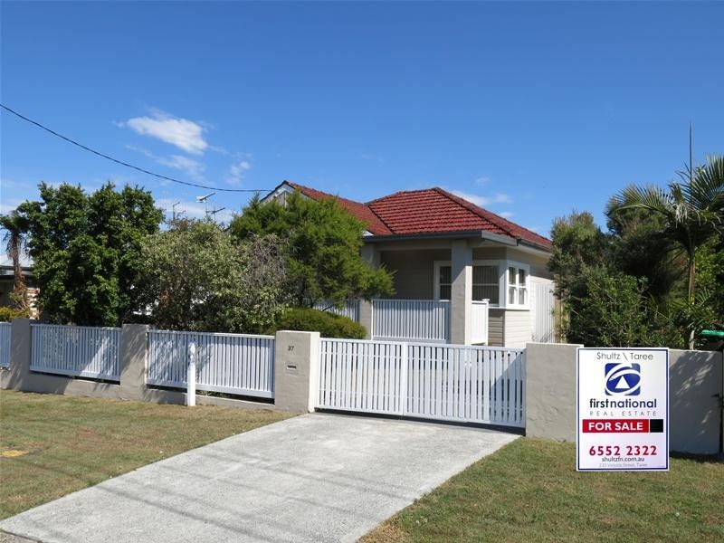 37 Edinburgh Drive, Taree NSW 2430