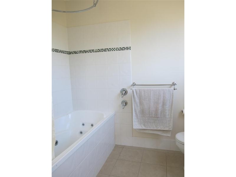 37 Edinburgh Drive, Taree NSW 2430