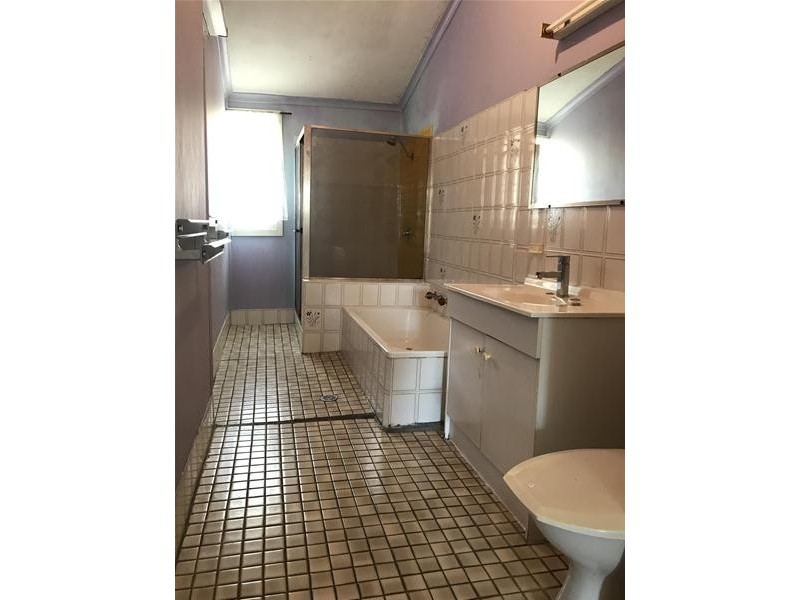 103 Albert Street, Taree NSW 2430