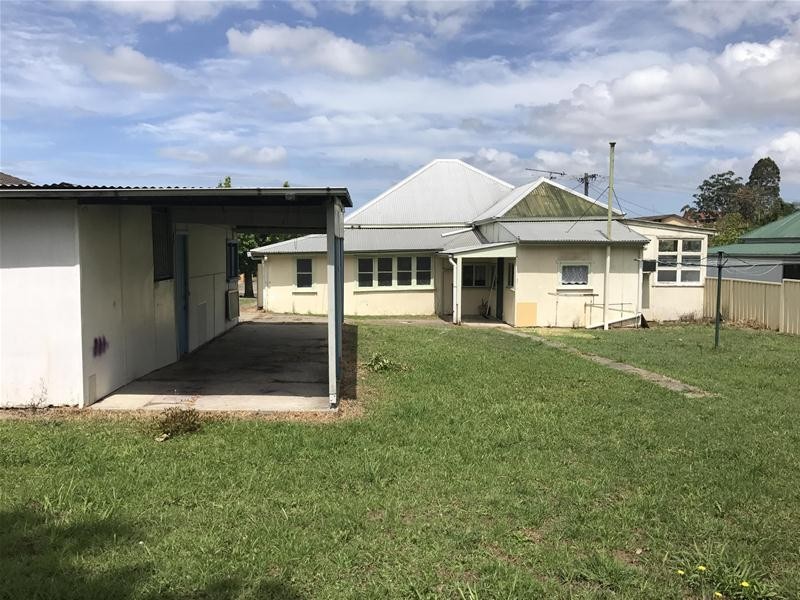103 Albert Street, Taree NSW 2430
