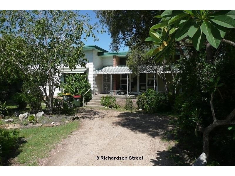 8 & 10 Richardson Street, Taree NSW 2430
