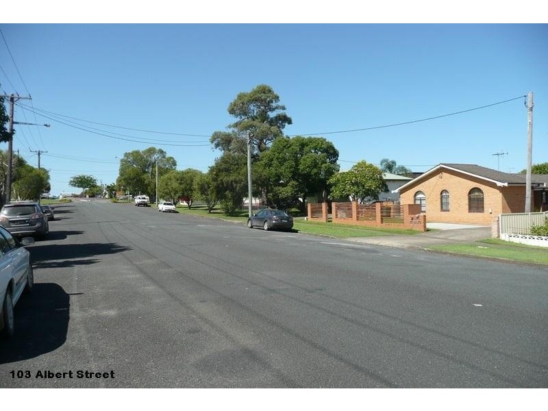 8 & 10 Richardson Street, Taree NSW 2430