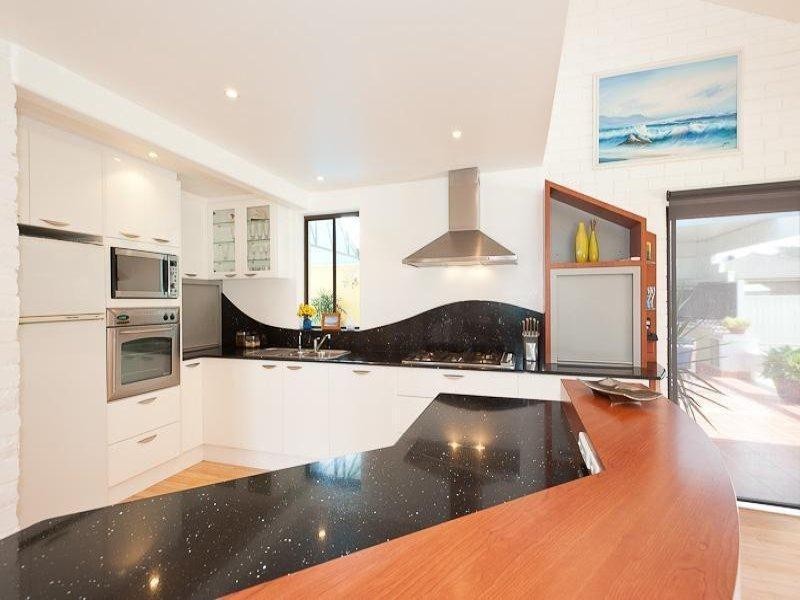 3 Seaspray Circuit, Wallabi Point NSW 2430