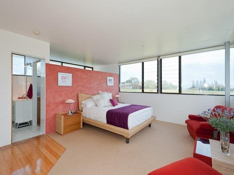 3 Seaspray Circuit, Wallabi Point NSW 2430