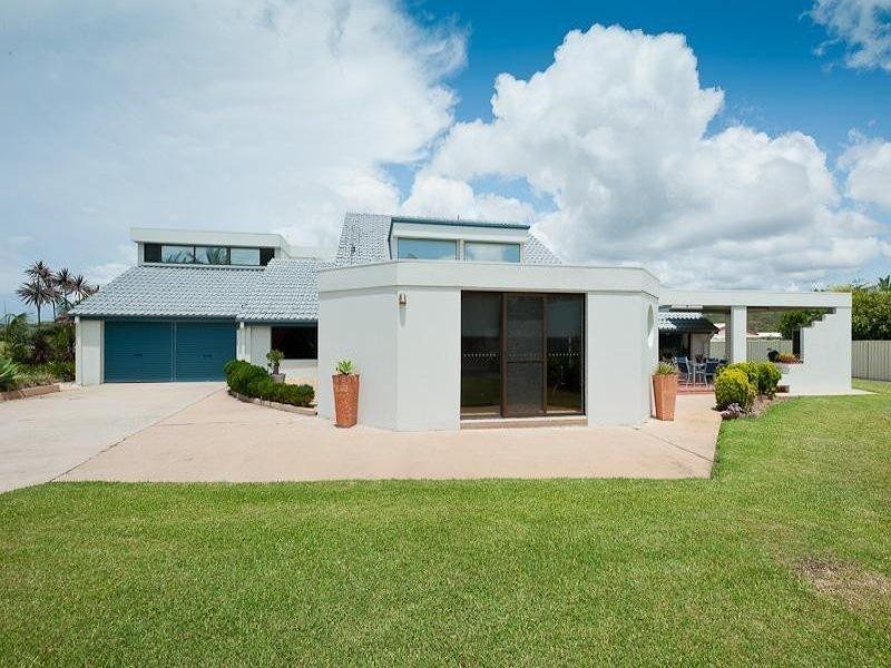 3 Seaspray Circuit, Wallabi Point NSW 2430