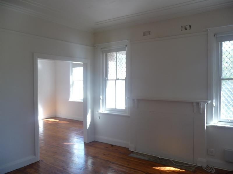 12 Railway Street, Taree NSW 2430