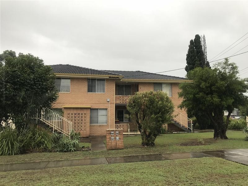 2/55 Wynter Street, Taree NSW 2430