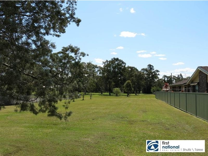35 Cowper Street, Taree NSW 2430