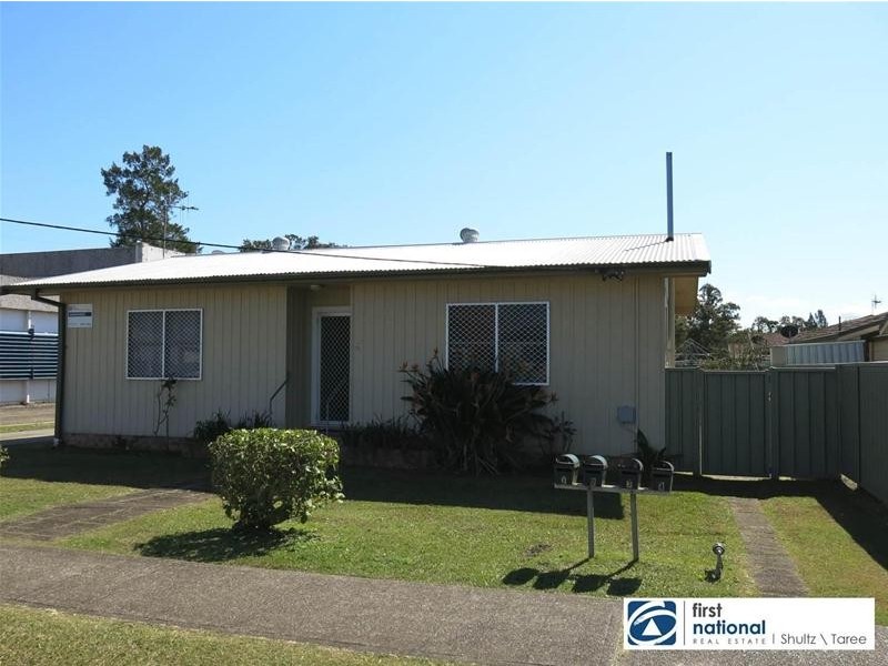 35 Cowper Street, Taree NSW 2430