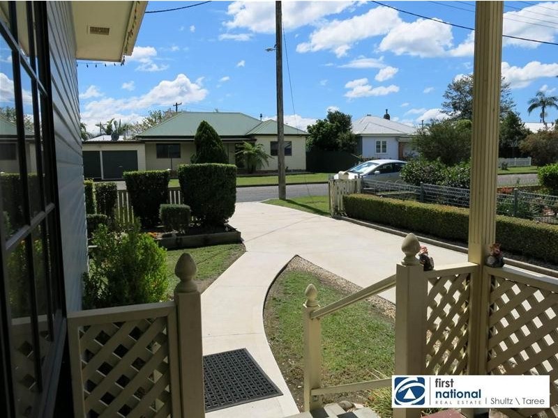 26 McRae Avenue, Taree NSW 2430