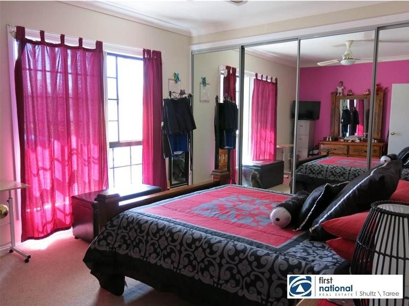 26 McRae Avenue, Taree NSW 2430