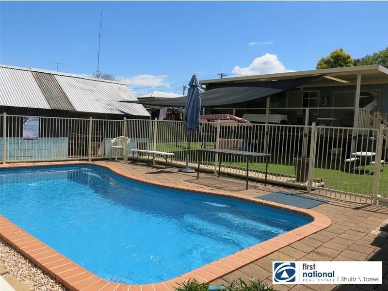 26 McRae Avenue, Taree NSW 2430