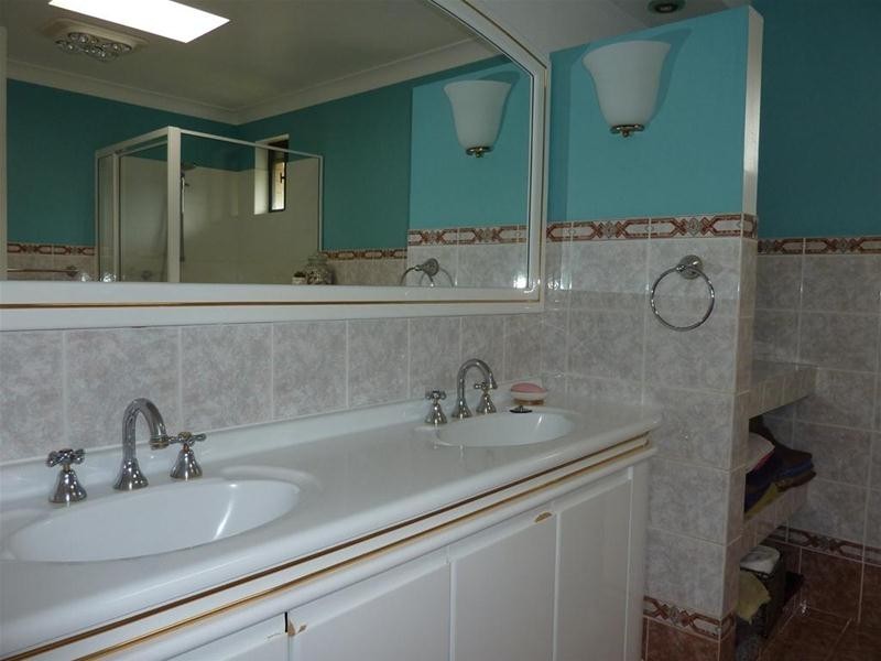 42 Cowan Road, Taree NSW 2430