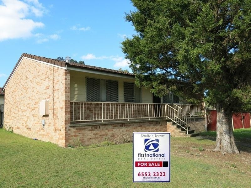 2 Hughes Street, Taree NSW 2430