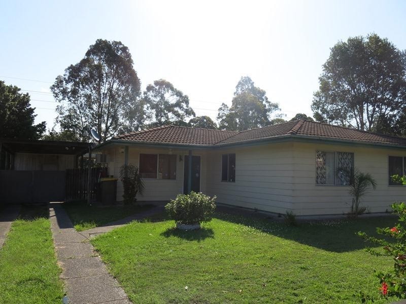 9 Hughes Street, Taree NSW 2430