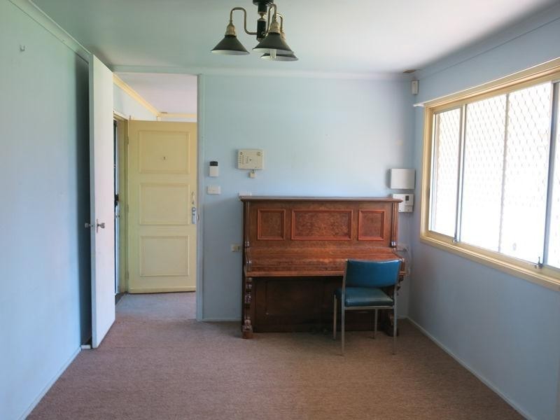 9 Hughes Street, Taree NSW 2430