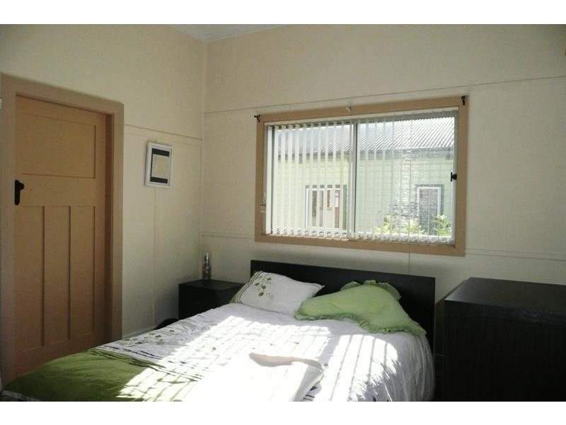 11 Short Street, Taree NSW 2430