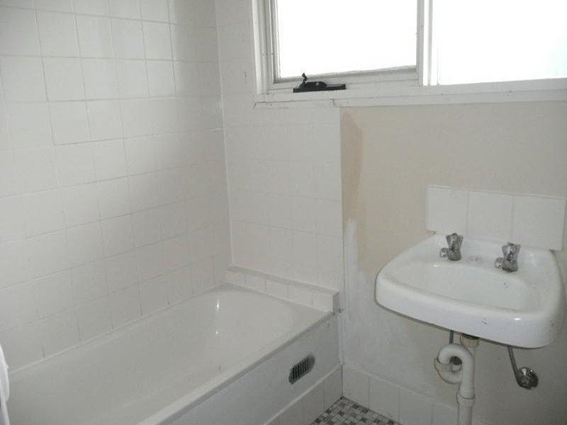 1 Pindari Crescent, Taree NSW 2430