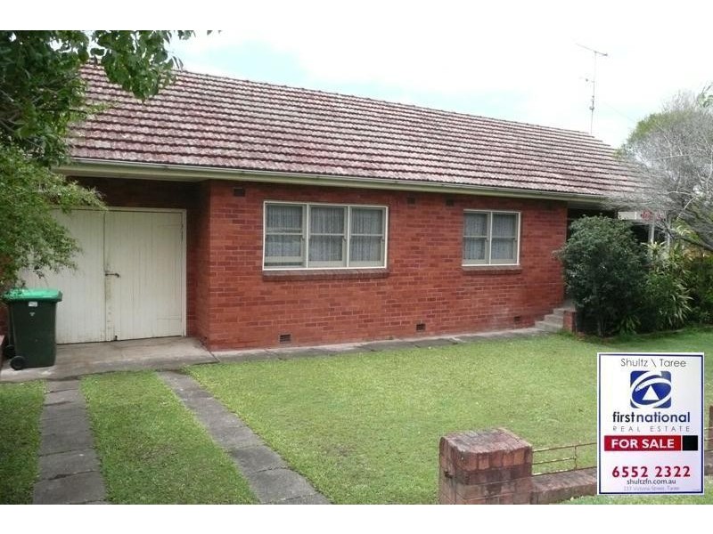 6 Crescent Avenue, Taree NSW 2430