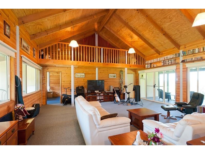 9 Voss Place, Taree NSW 2430