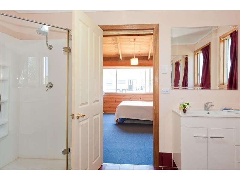 9 Voss Place, Taree NSW 2430