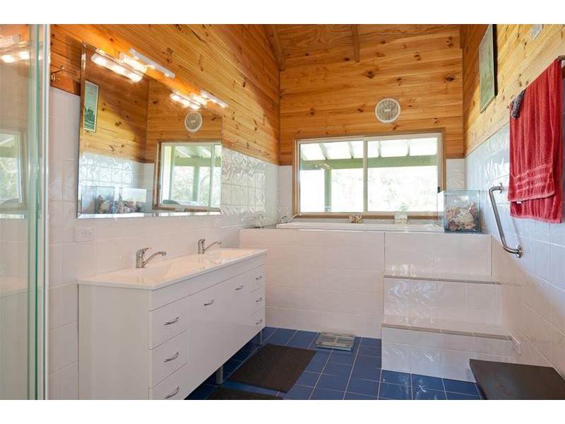 9 Voss Place, Taree NSW 2430