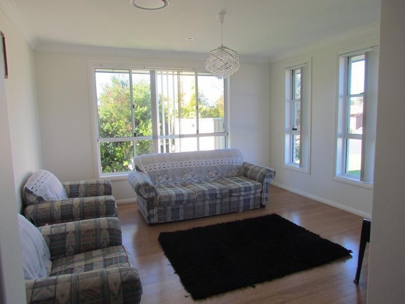 2 Fuschia Drive, Taree NSW 2430