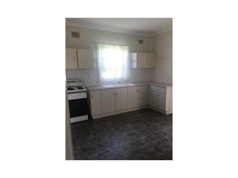 8. Latham Avenue, Taree NSW 2430