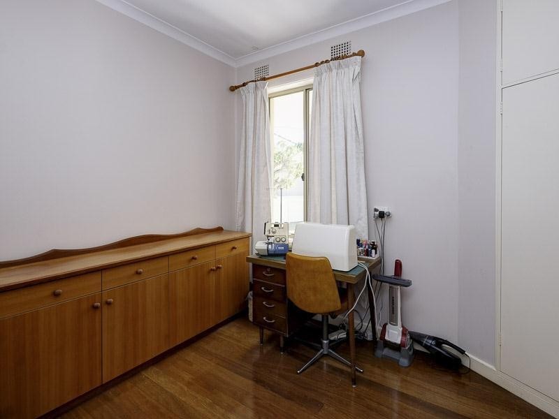 5 Phillip Street, Taree NSW 2430