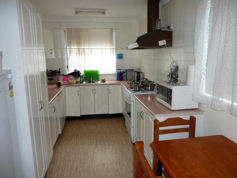 5 Ronald Road, Taree NSW 2430