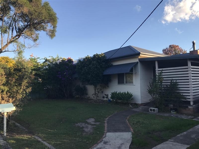 37 Bahtoo Parade, Taree NSW 2430