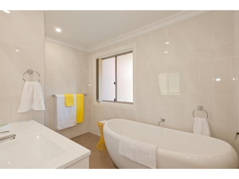 6 Baywood Drive, Black Head NSW 2430