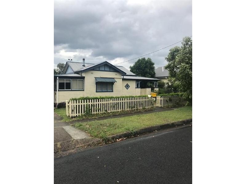 29 Eric Street, Taree NSW 2430