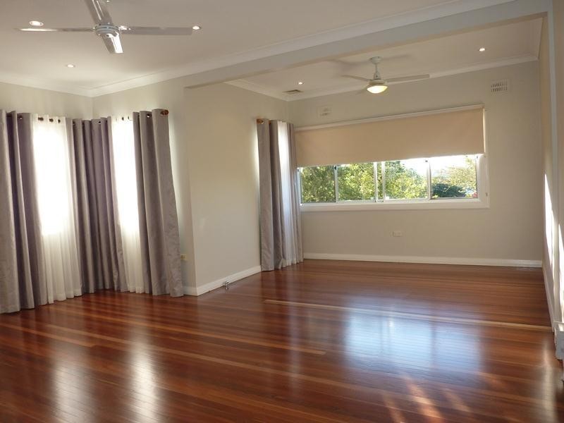 27 Bahtoo Parade, Taree NSW 2430