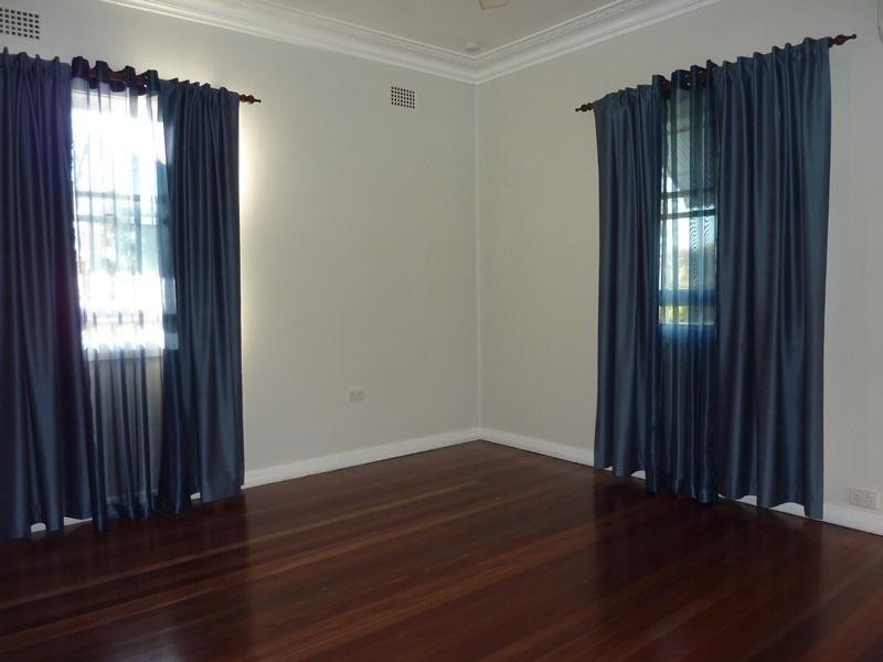 27 Bahtoo Parade, Taree NSW 2430