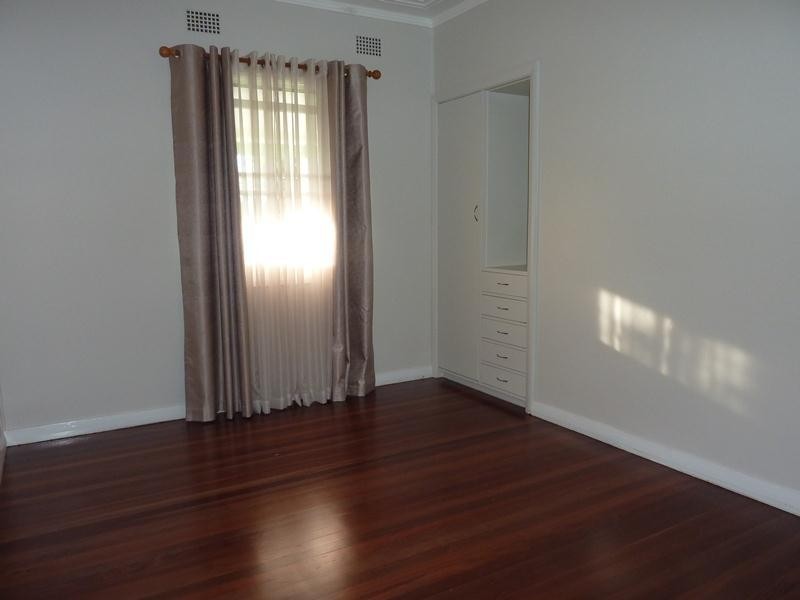 27 Bahtoo Parade, Taree NSW 2430